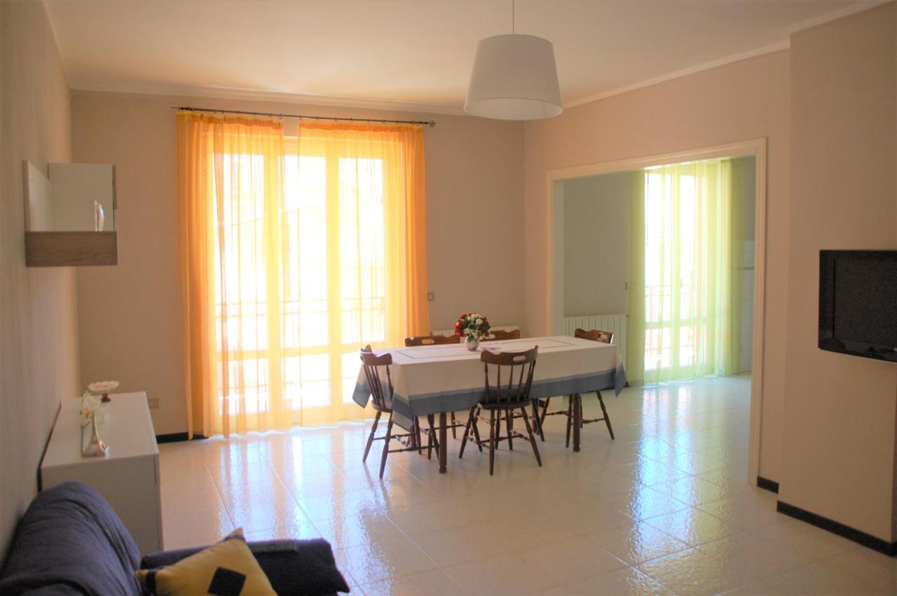 Appartamento "Rina Centro Sicilia" Pietraperzia Exterior foto